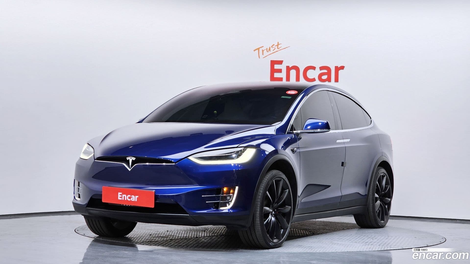 Main__Slider__Photo:Model X Tesla 2019.4-0