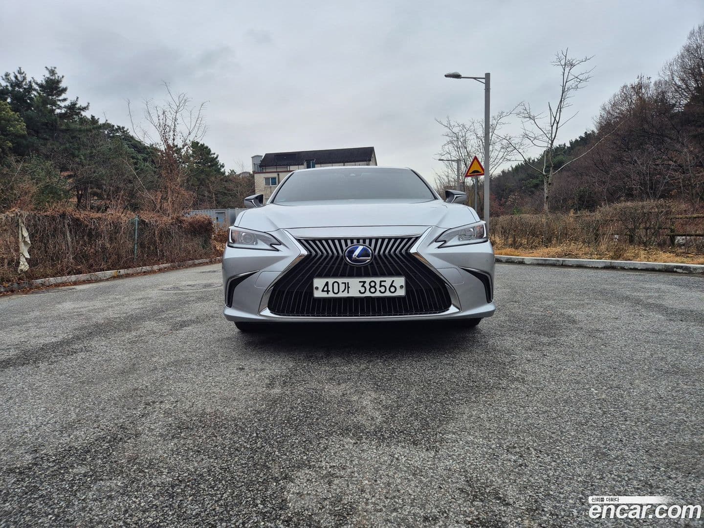 Main__Slider__Photo:ES Lexus 2018.10-0