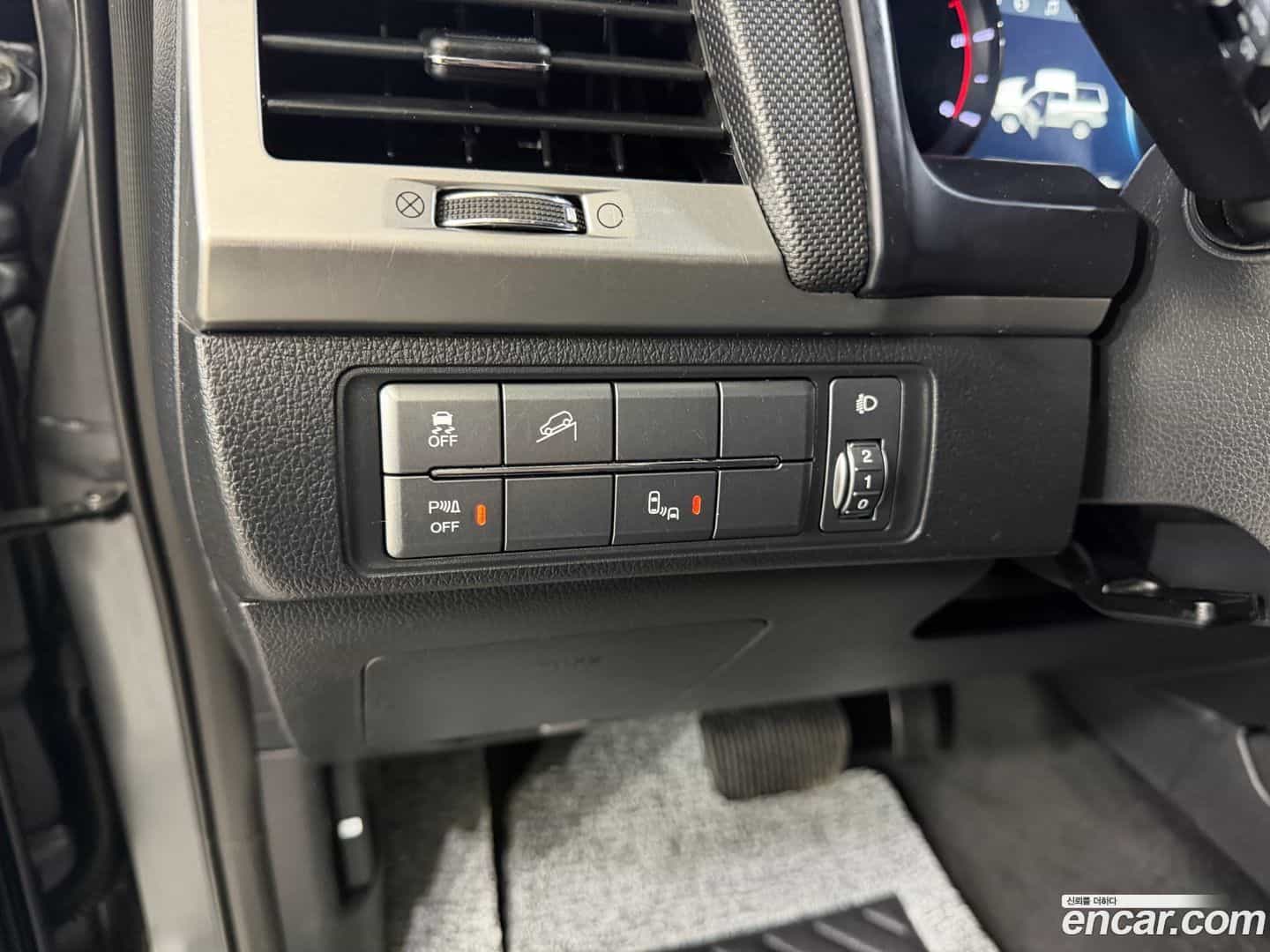 Rexton KG Mobility 2018.0-OPTION-019
