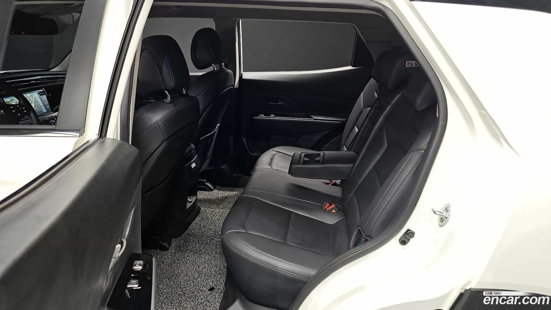 KORANDO KG Mobility 2022.4-OPTION-016