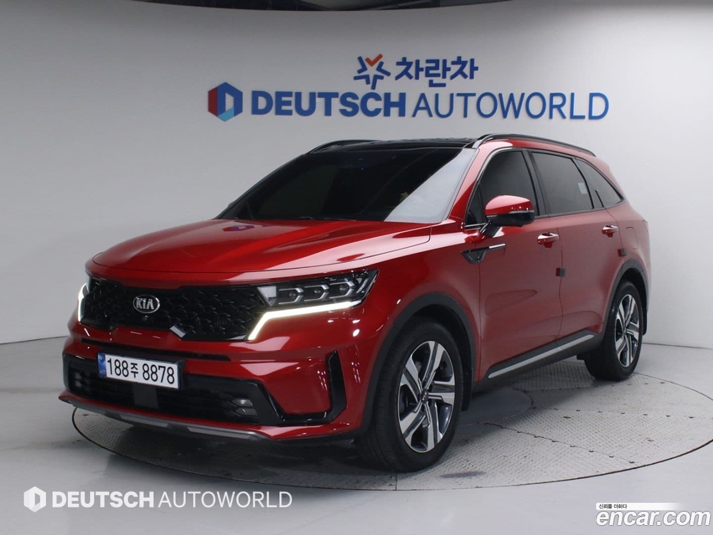 Main__Slider__Photo:Sorento Kia 2020.9-0