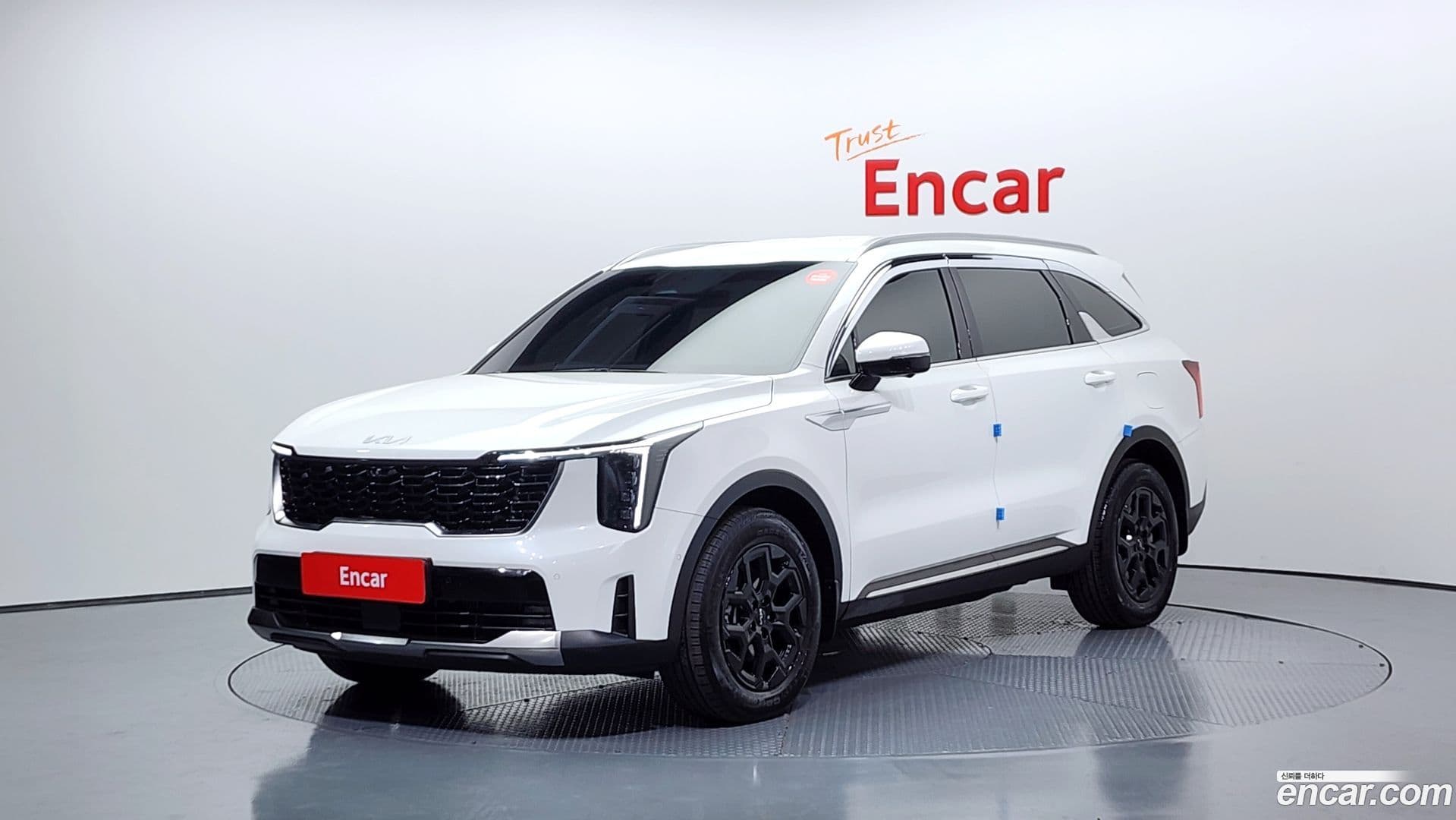 Main__Slider__Photo:Sorento Kia 2023.9-0