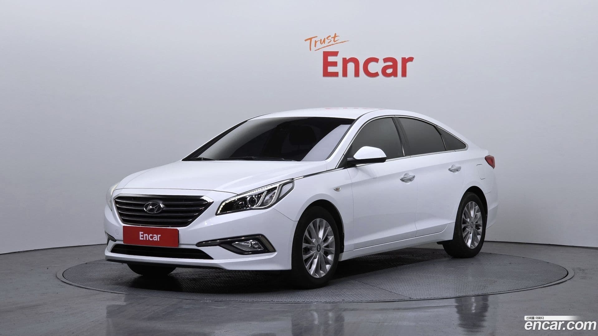 Main__Slider__Photo:Sonata Hyundai 2016.11-0