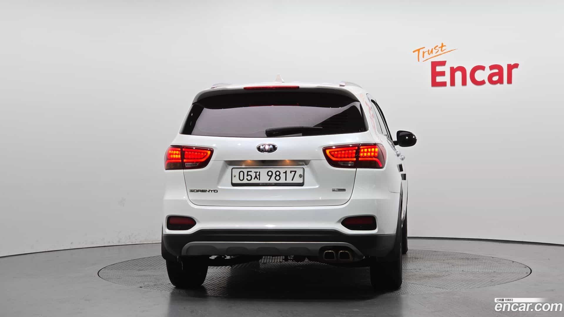 Sorento Kia 2018.2-OUTER-004
