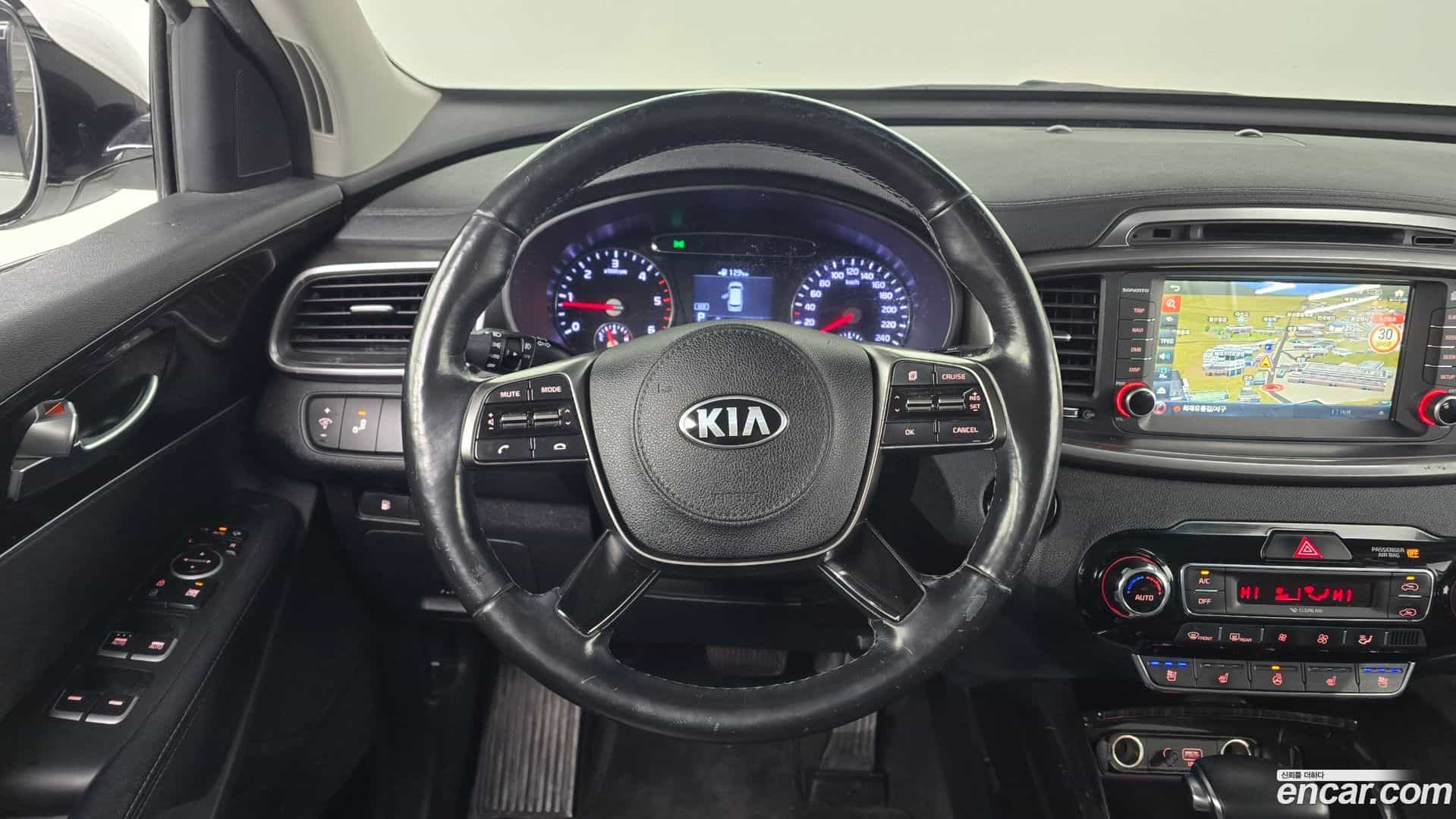 Sorento Kia 2018.2-OPTION-017