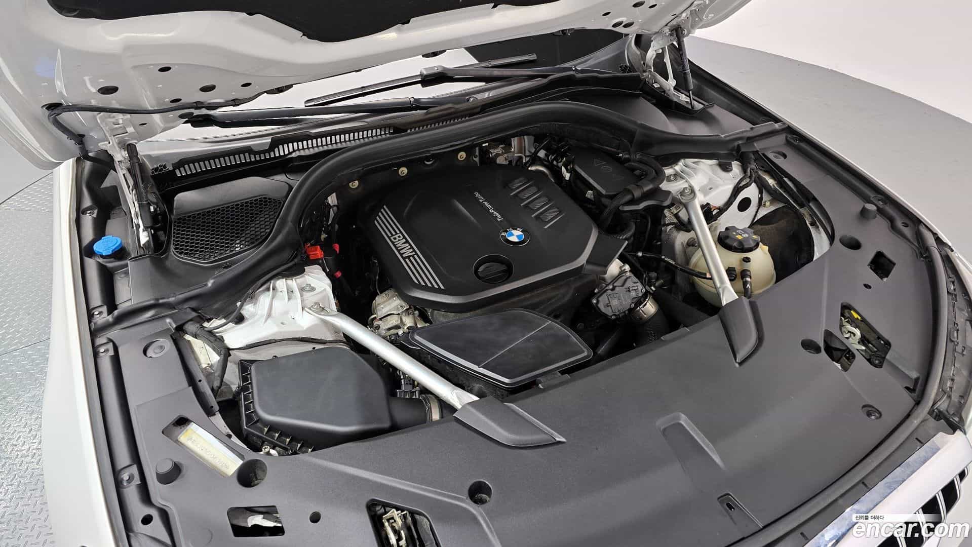 Gran Turismo BMW 2023.3-INNER-006