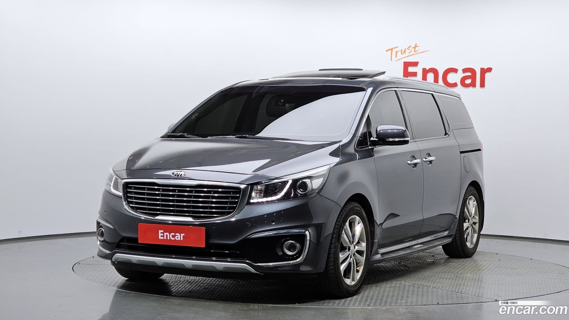 Main__Slider__Photo:Canival Kia 2015.3-0