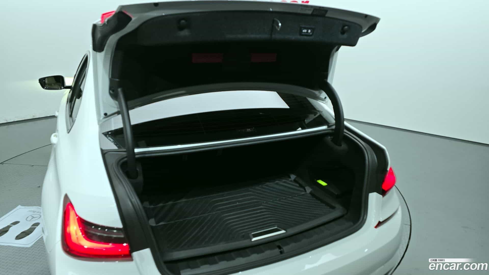 3-Series BMW 2022.2-OPTION-024