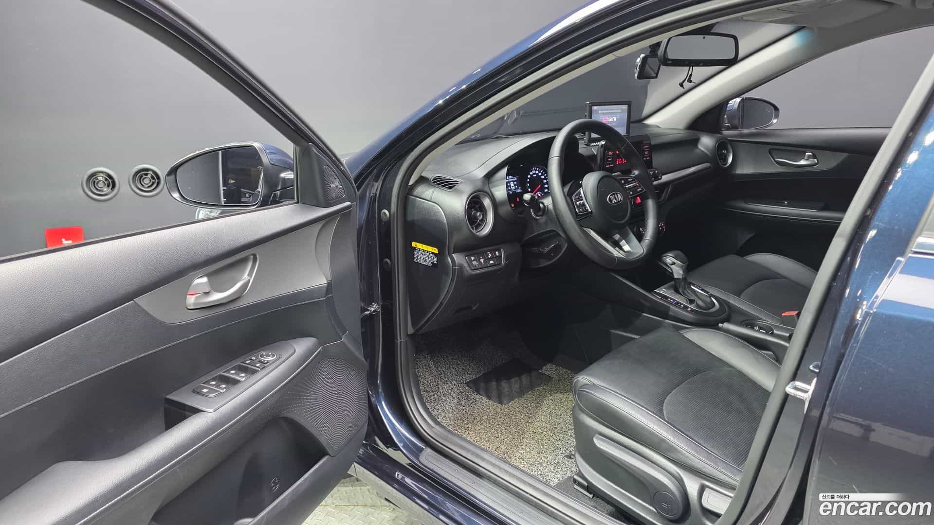 K3 Kia 2018.11-INNER-010