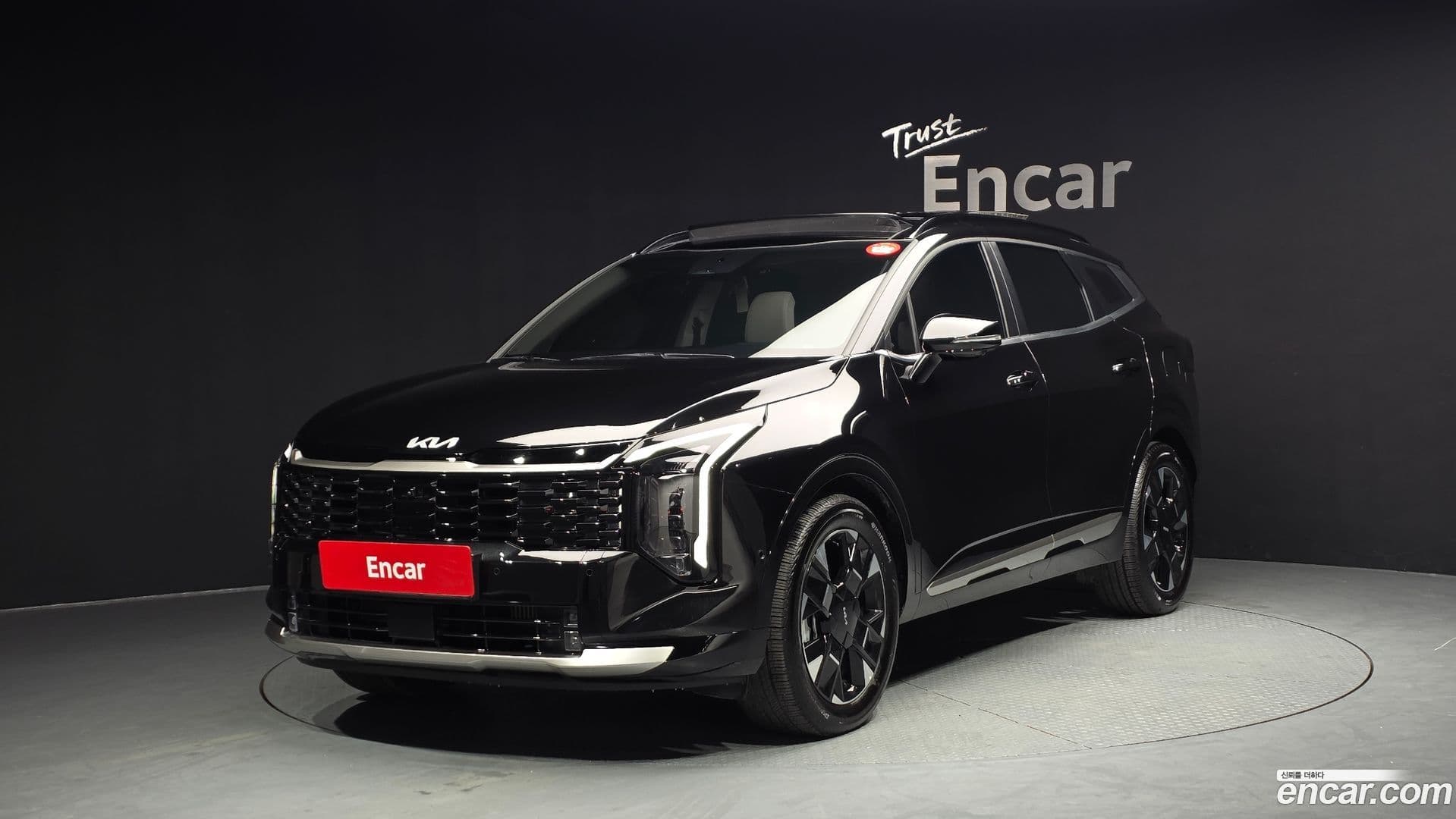 Main__Slider__Photo:Sportage Kia 2025.2-0