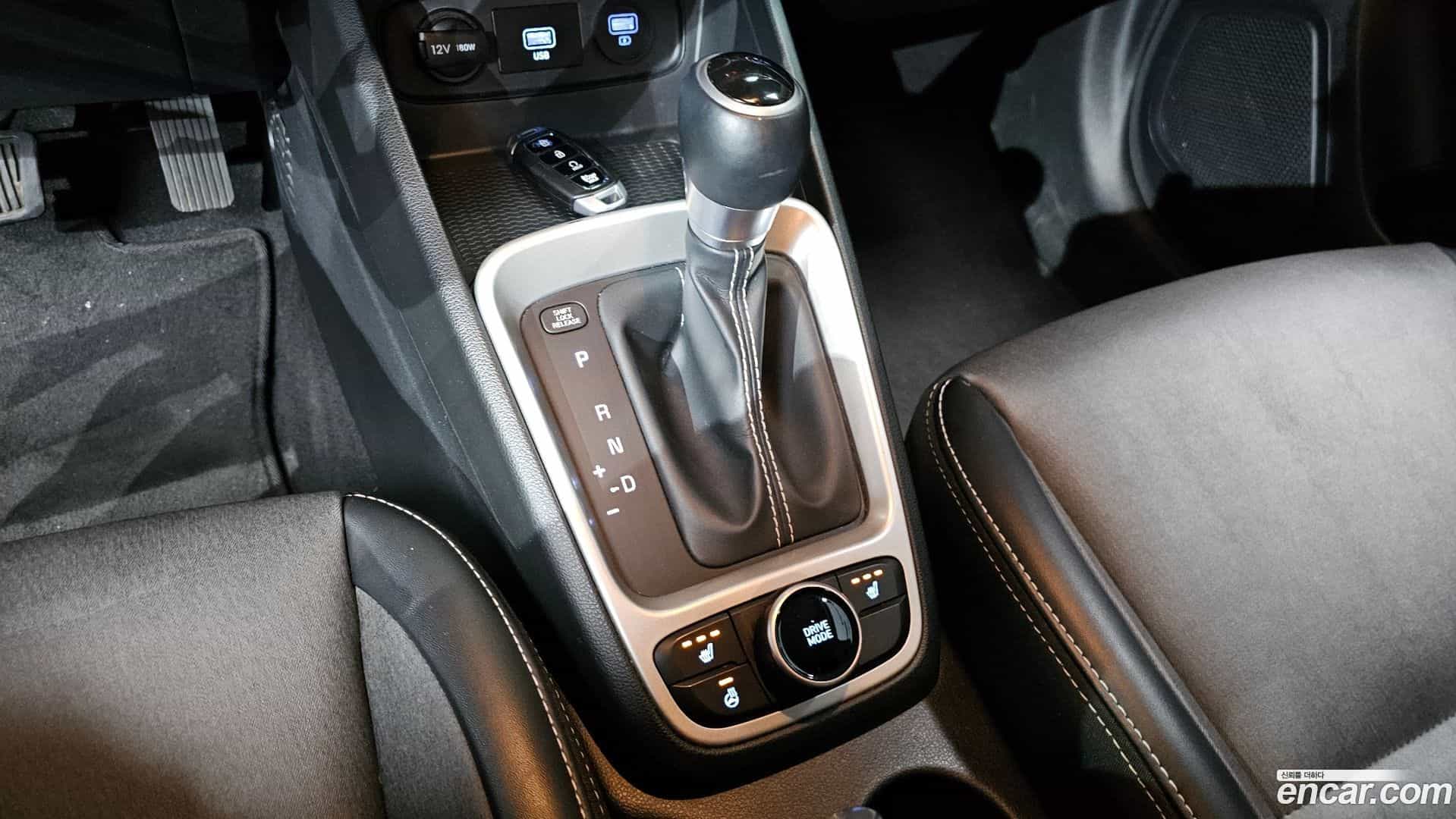 Venue Hyundai 2019.9-INNER-009