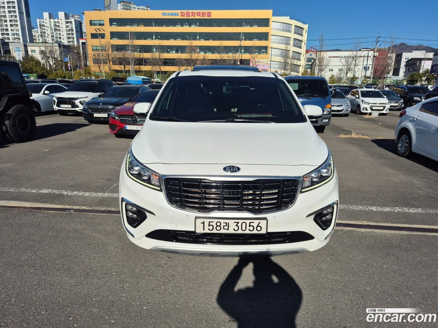 Main__Slider__Photo:Canival Kia 2019.10-0
