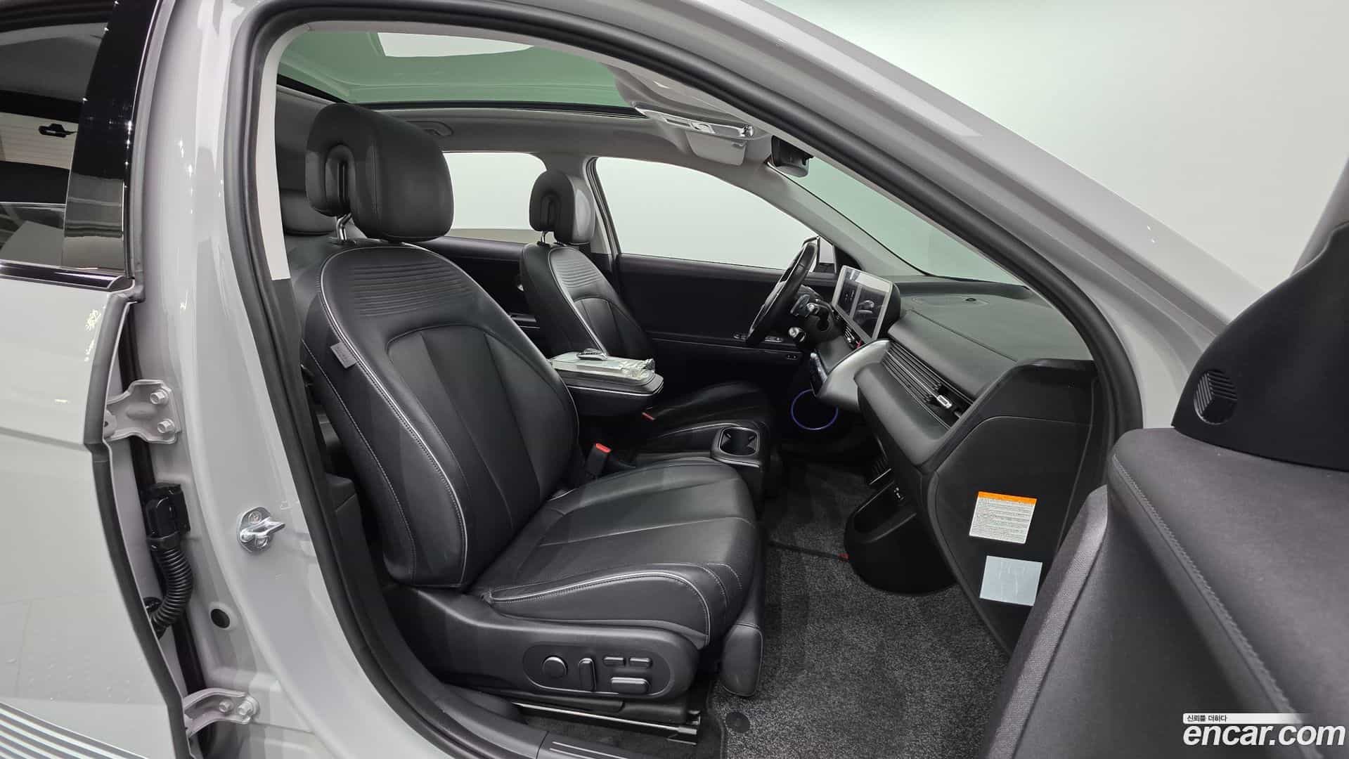 Ioniq5 Hyundai 2021.10-INNER-010