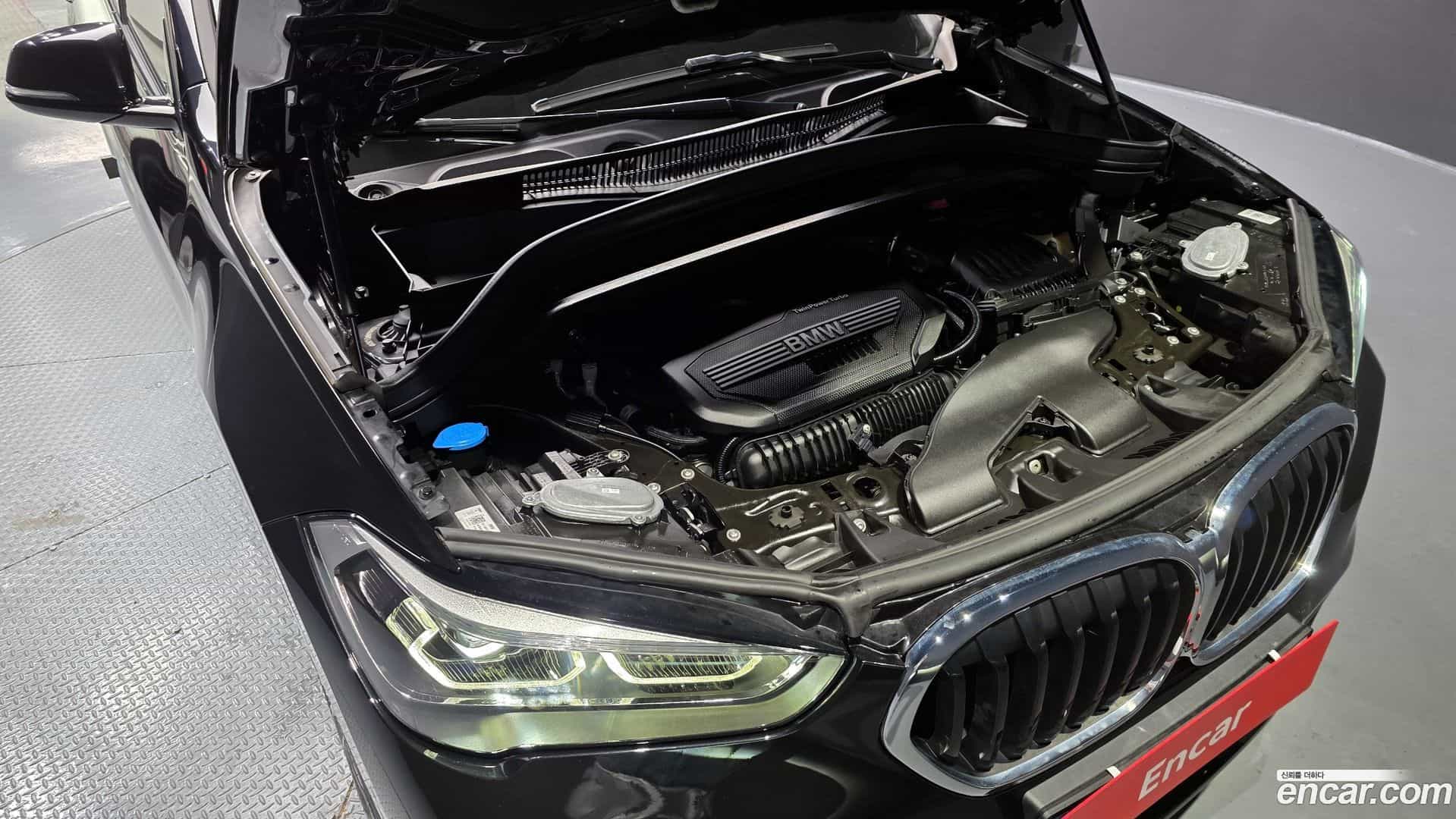 X1 BMW 2021.0-INNER-006
