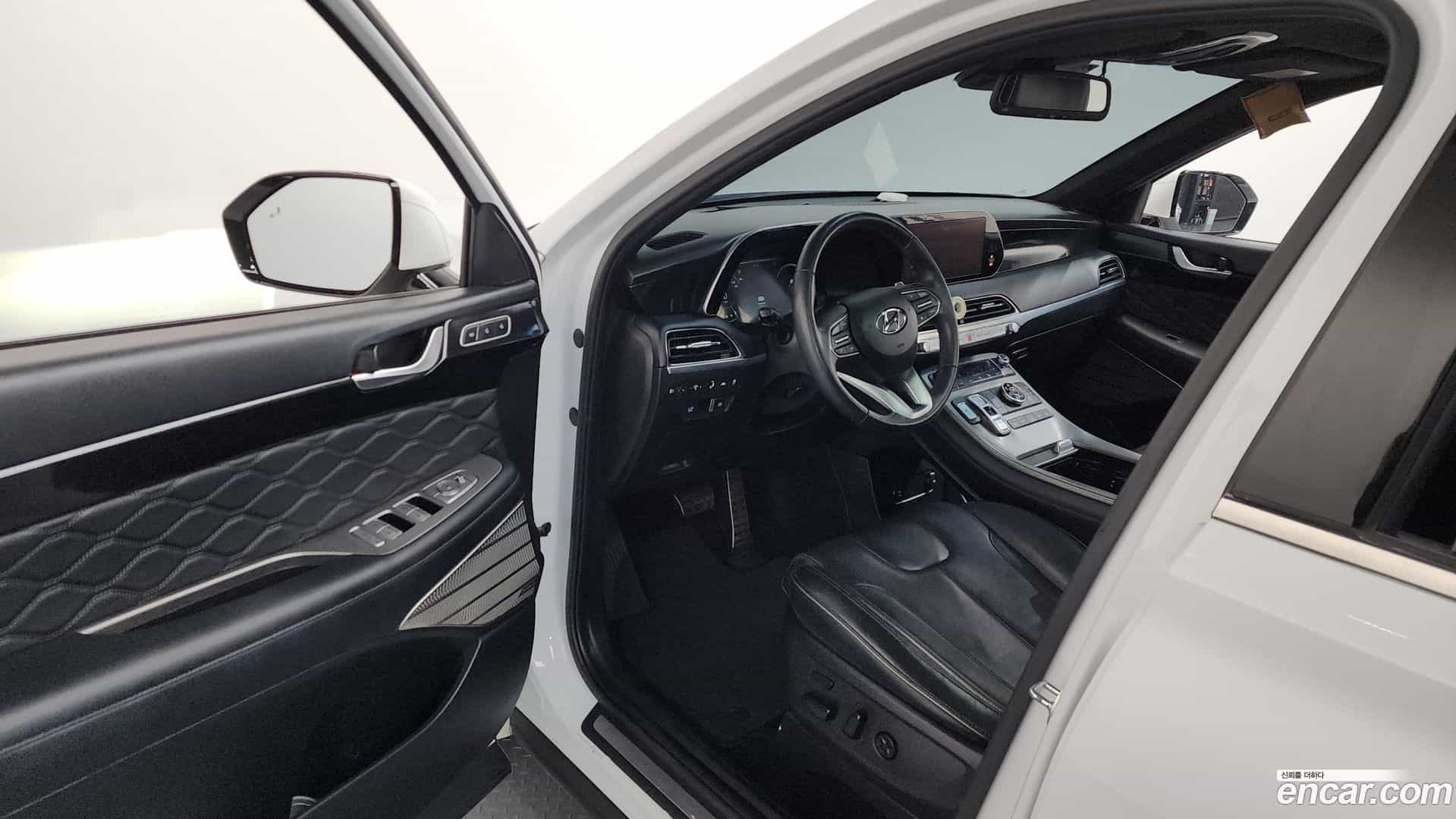 Palisade Hyundai 2021.1-INNER-010