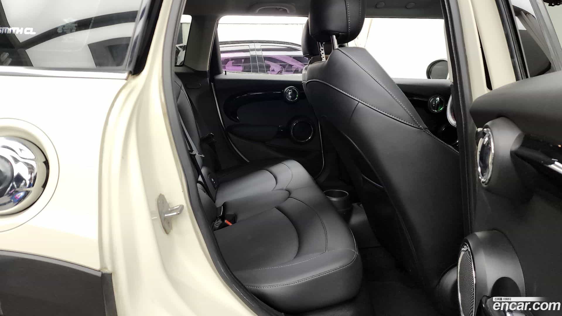 Cooper Mini 2018.7-OPTION-016
