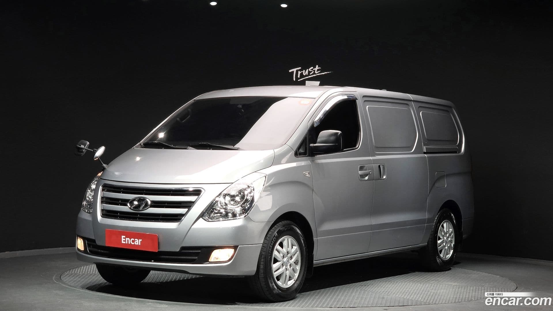Main__Slider__Photo:Starex Hyundai 2016.2-0