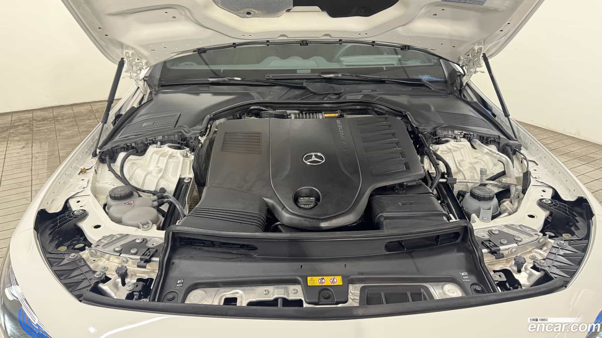 CLE-Class Mercedes-Benz 2024.9-INNER-006