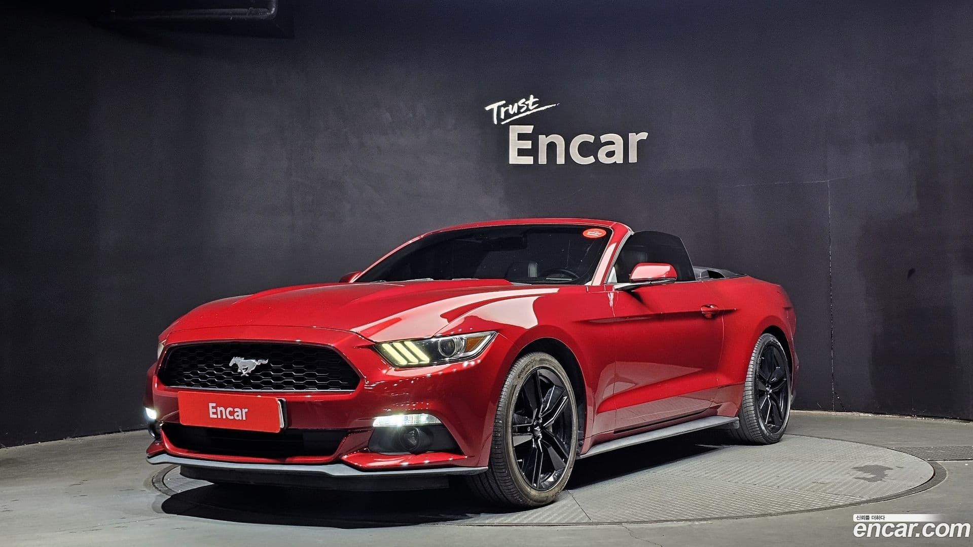 Main__Slider__Photo:Mustang Ford 2015.8-0