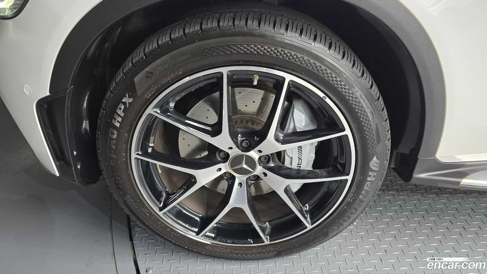GLC-Class Mercedes-Benz 2021.11-OUTER-005