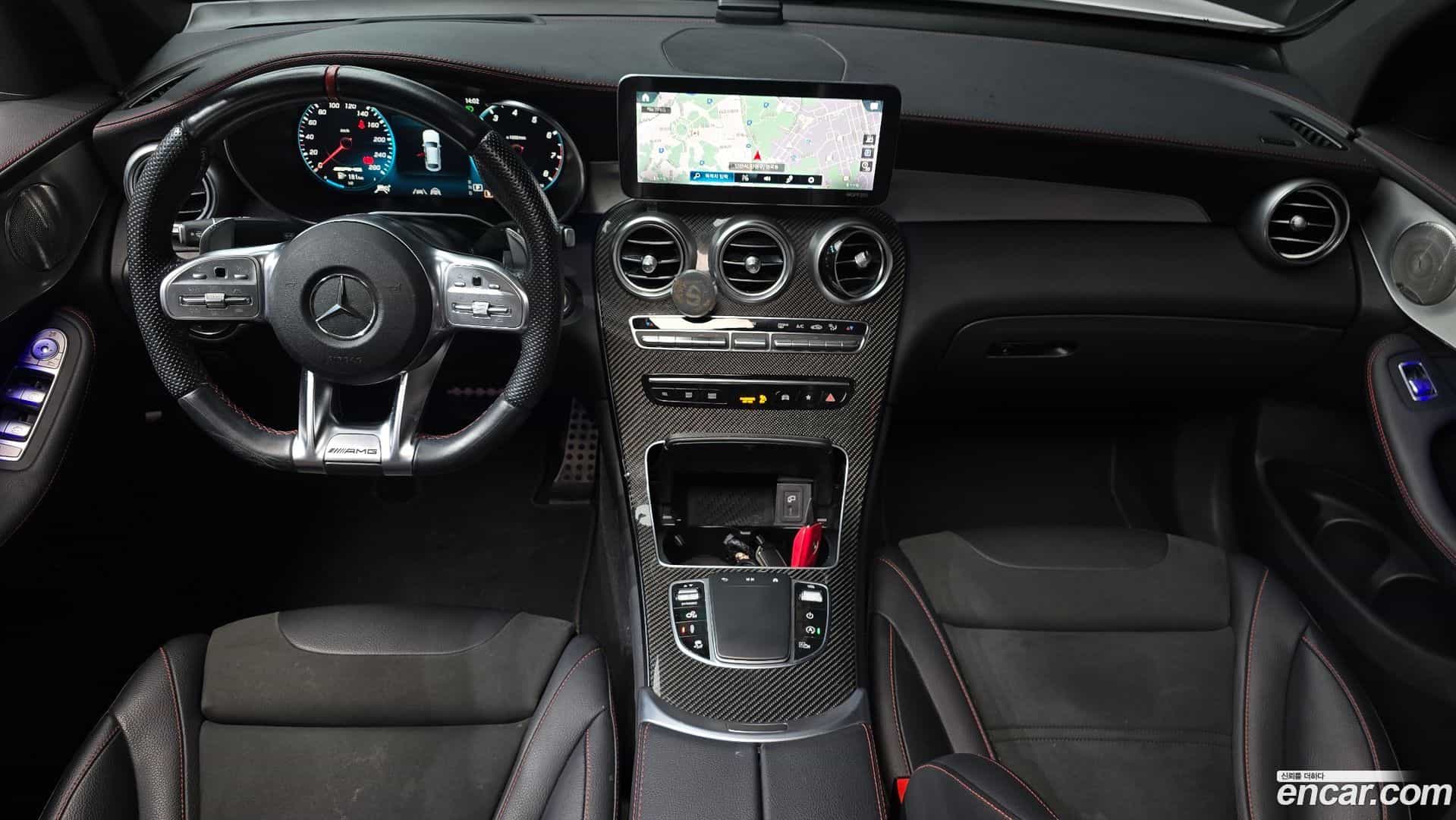 GLC-Class Mercedes-Benz 2021.11-INNER-007