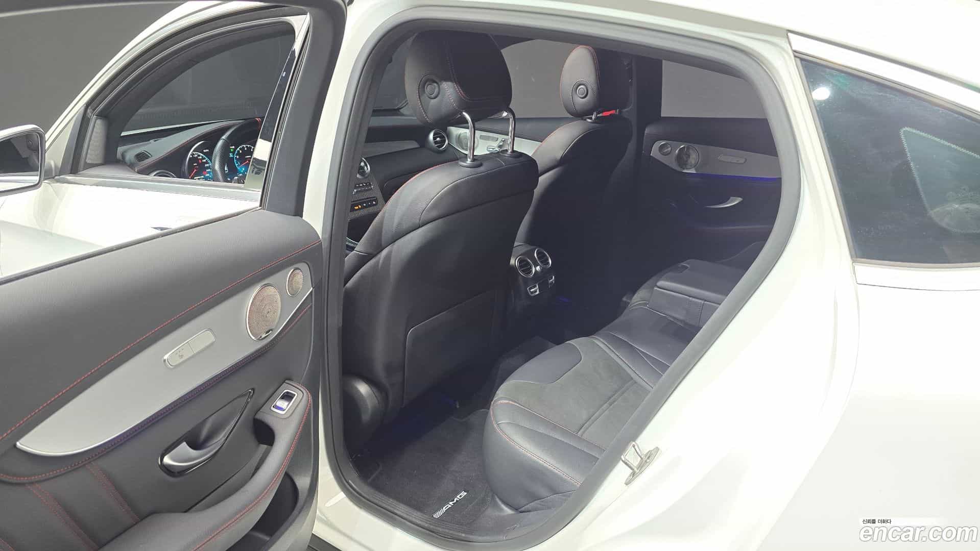 GLC-Class Mercedes-Benz 2021.11-OPTION-015