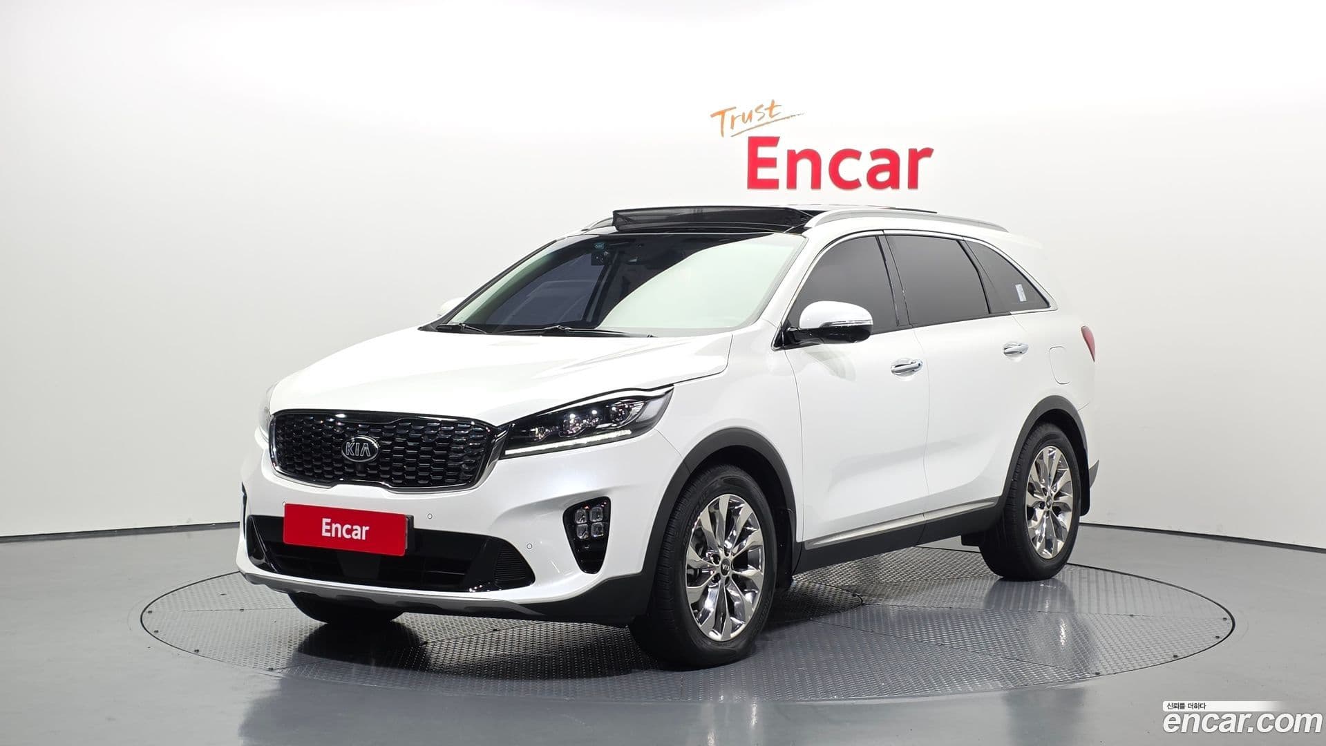 Main__Slider__Photo:Sorento Kia 2018.9-0