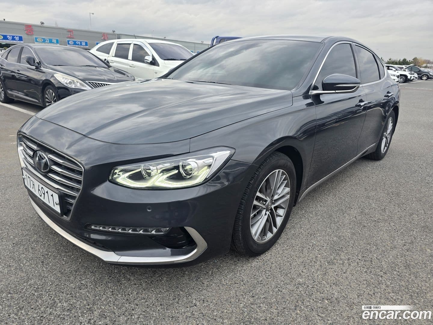 Main__Slider__Photo:Grandeur Hyundai 2019.2-0