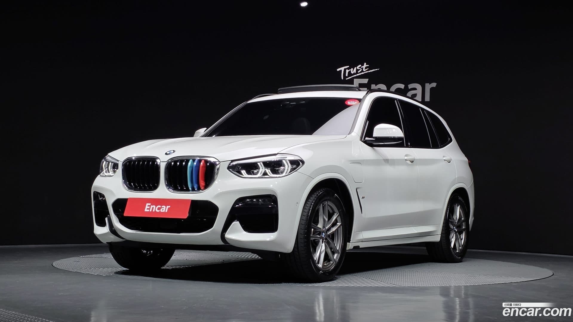 Main__Slider__Photo:X3 BMW 2021.4-0