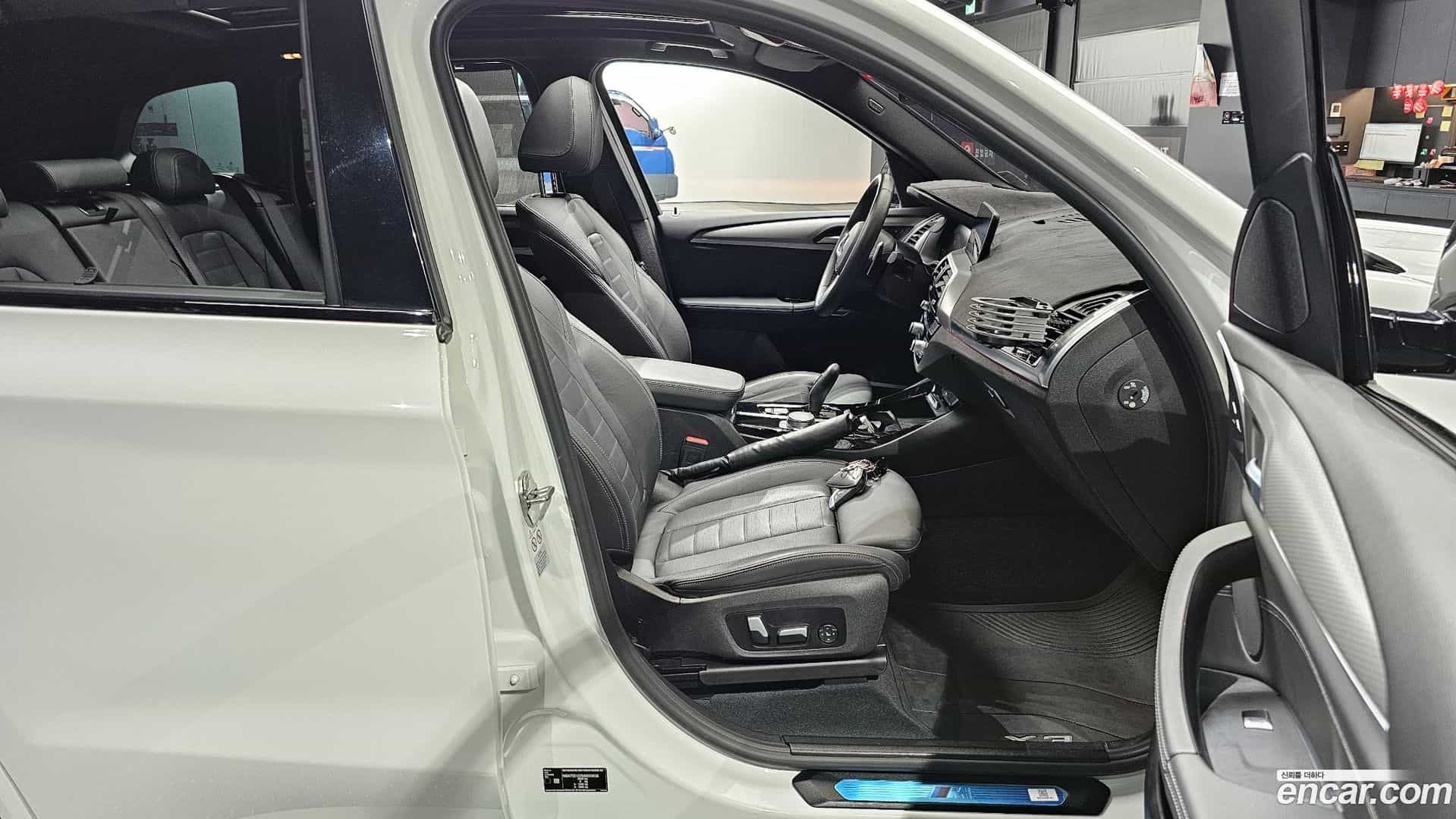 X3 BMW 2021.4-INNER-010