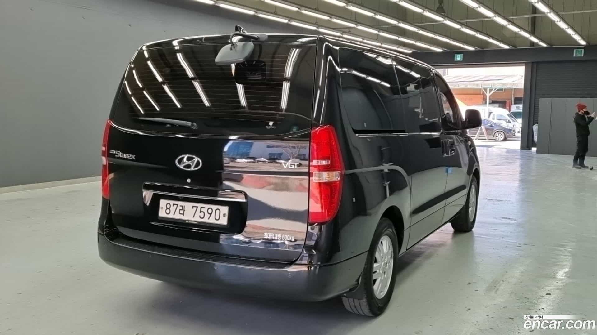 Starex Hyundai 2016.11-OUTER-002