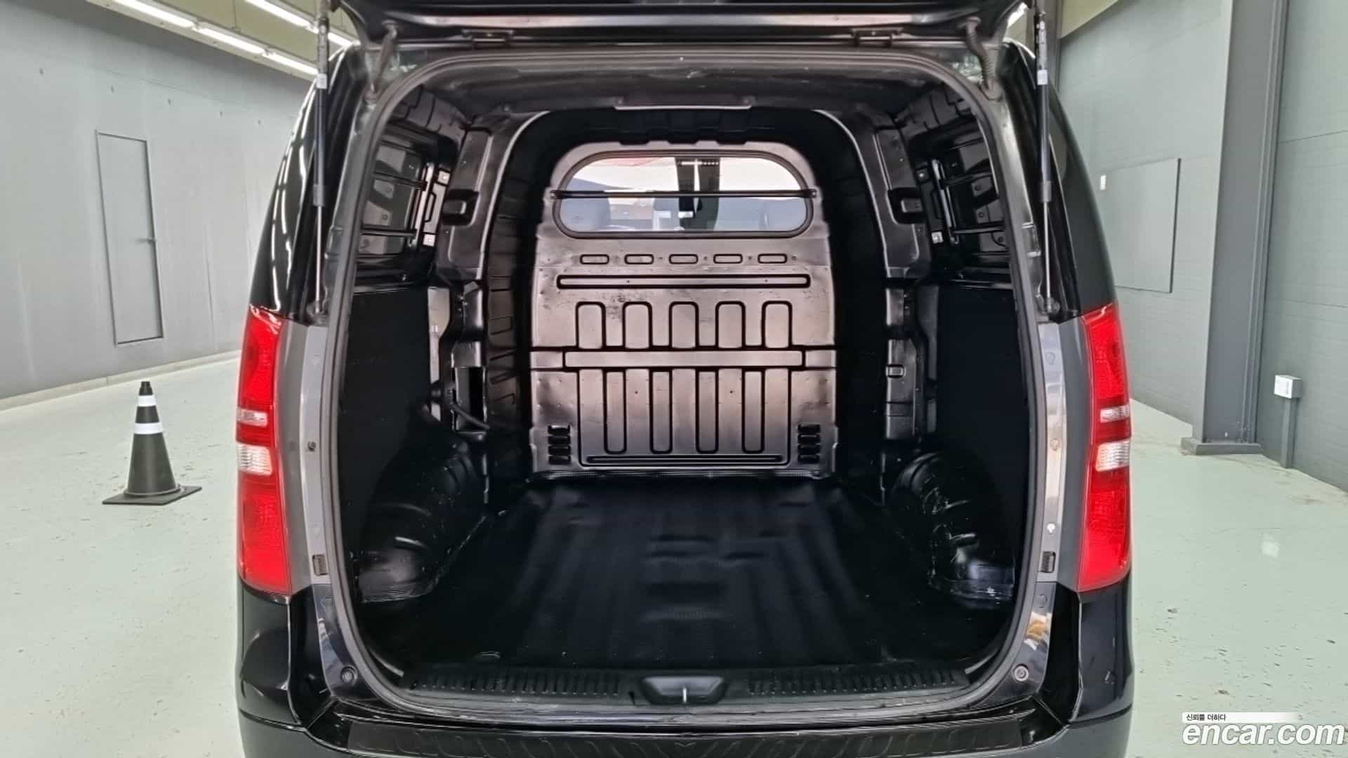 Starex Hyundai 2016.11-OPTION-021