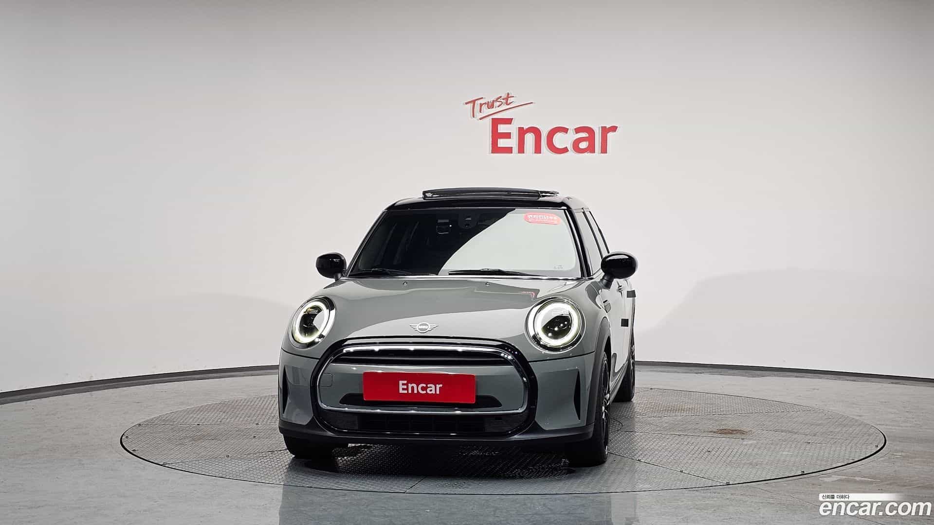 Cooper Mini 2022.1-OUTER-003
