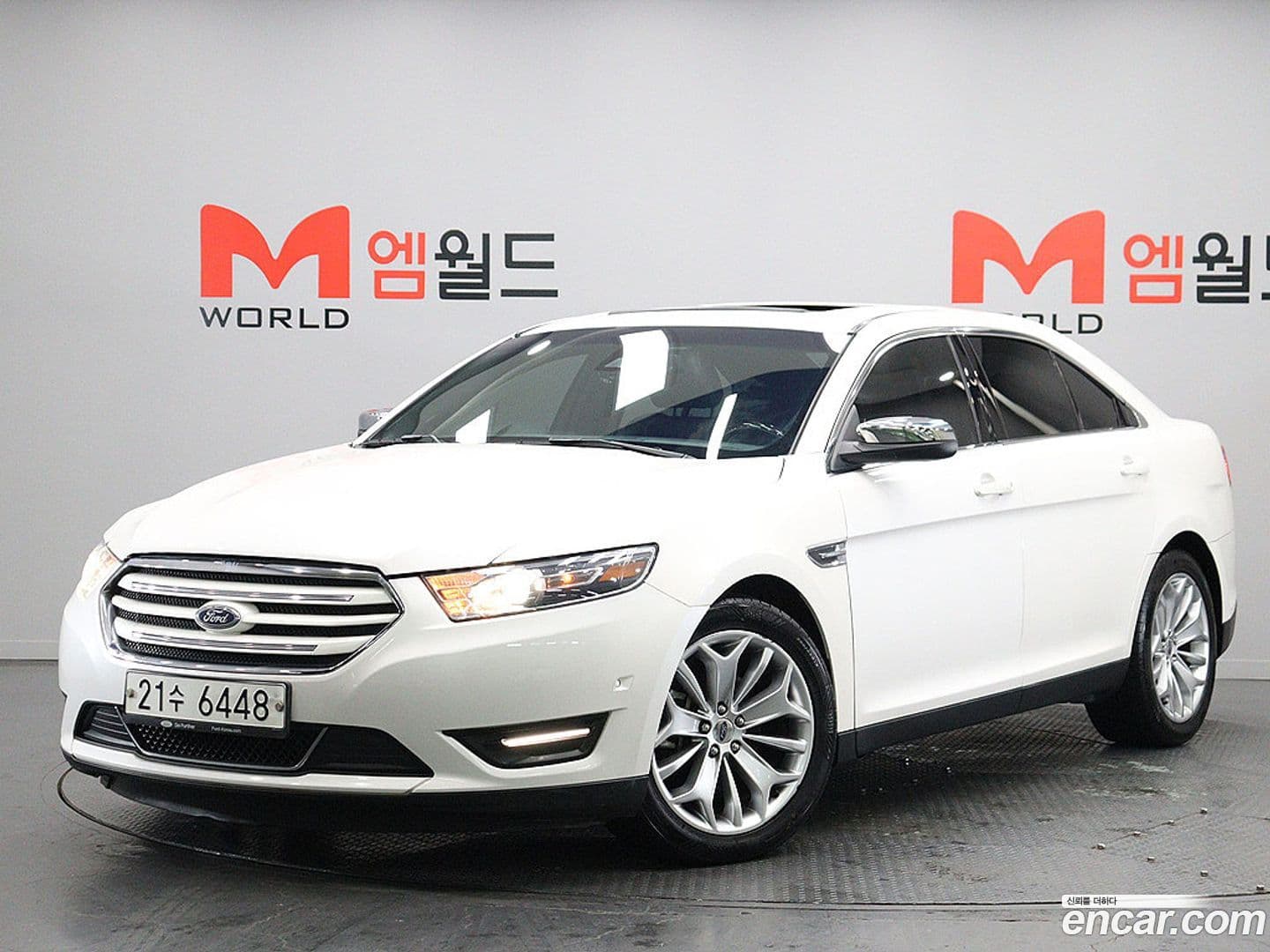 Main__Slider__Photo:Taurus Ford 2017.4-0