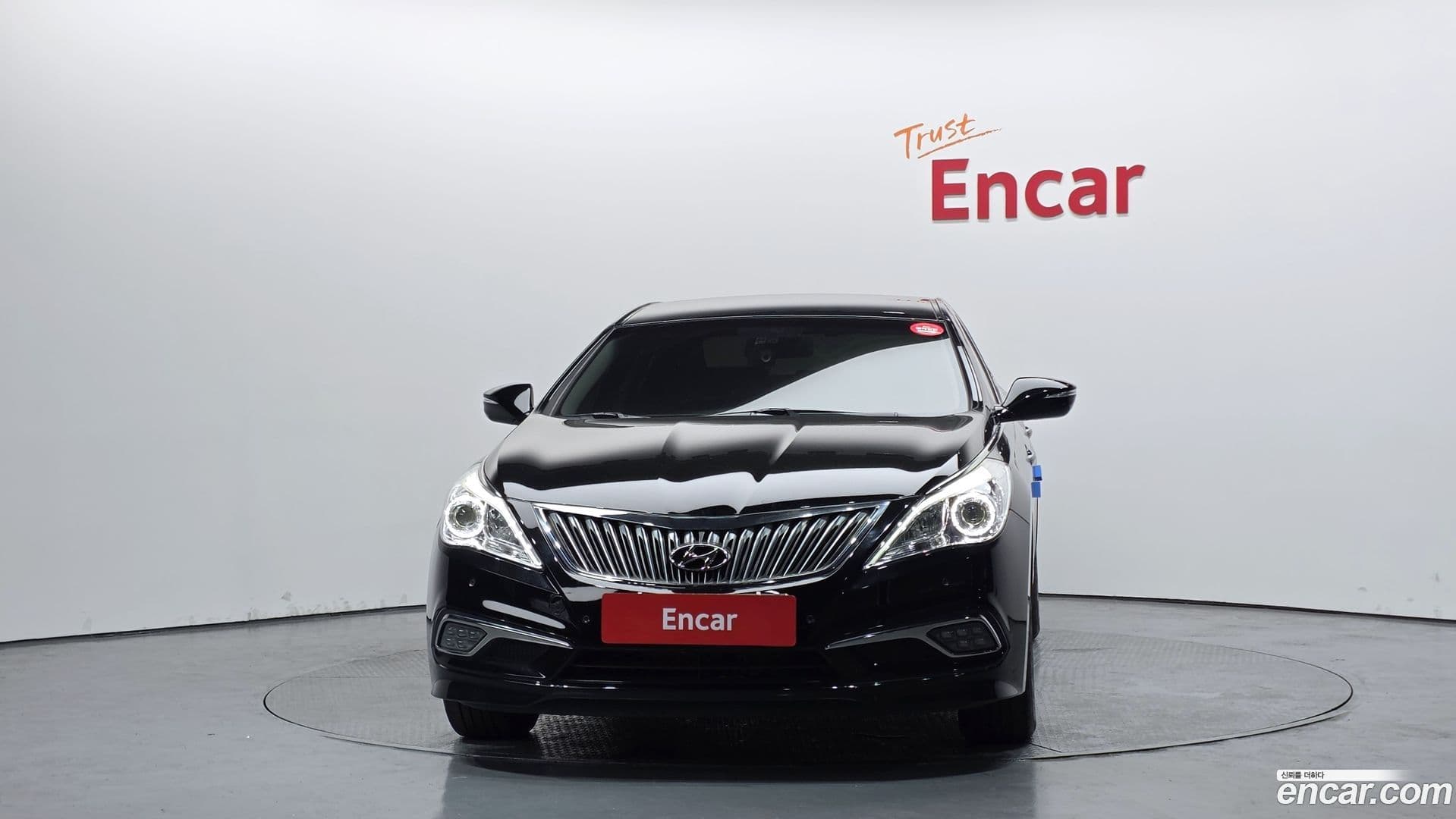 Main__Slider__Photo:Grandeur Hyundai 2016.10-2