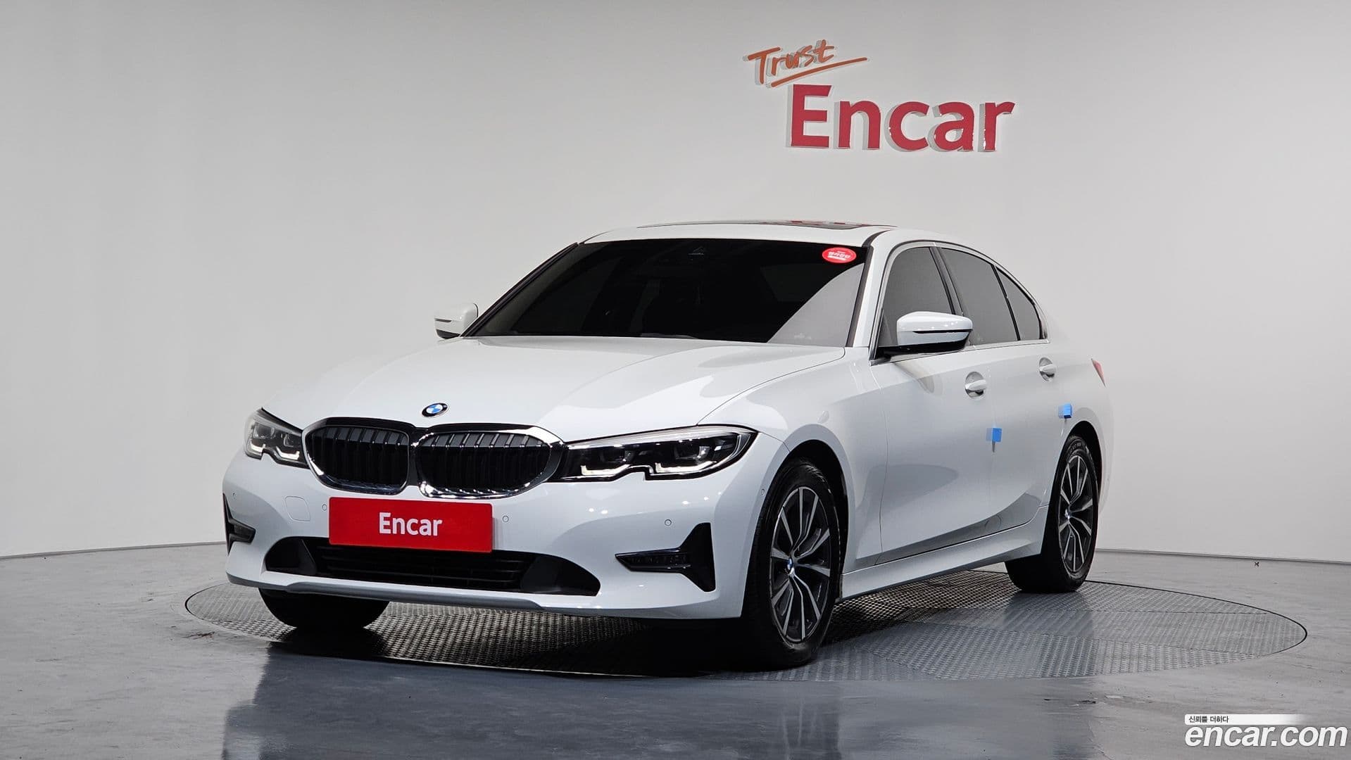 Main__Slider__Photo:3-Series BMW 2019.2-0
