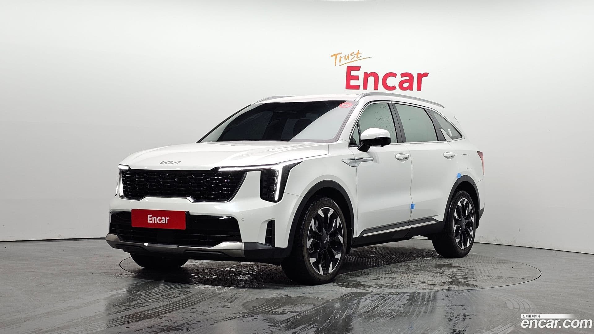 Main__Slider__Photo:Sorento Kia 2023.9-0