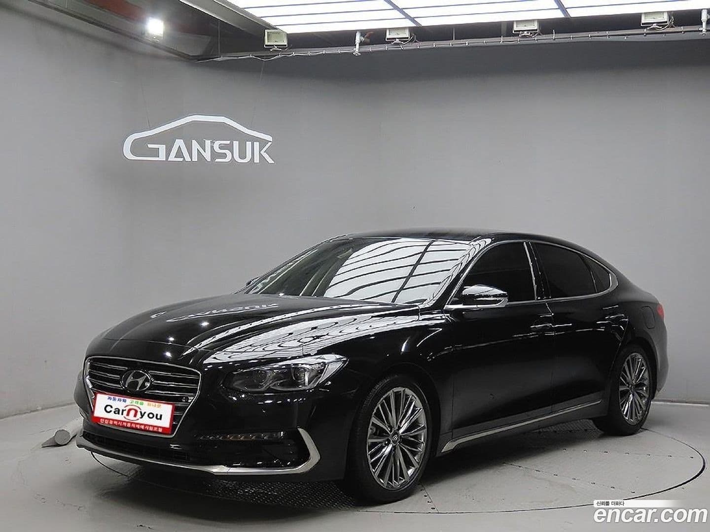 Main__Slider__Photo:Grandeur Hyundai 2017.3-0