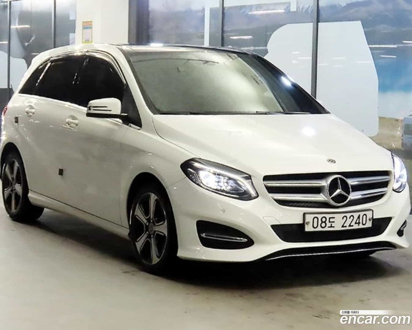 B-Class Mercedes-Benz 2017.10-OUTER-001
