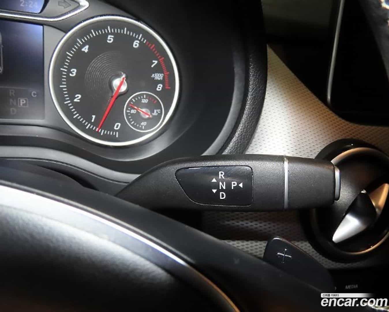 B-Class Mercedes-Benz 2017.10-OPTION-016