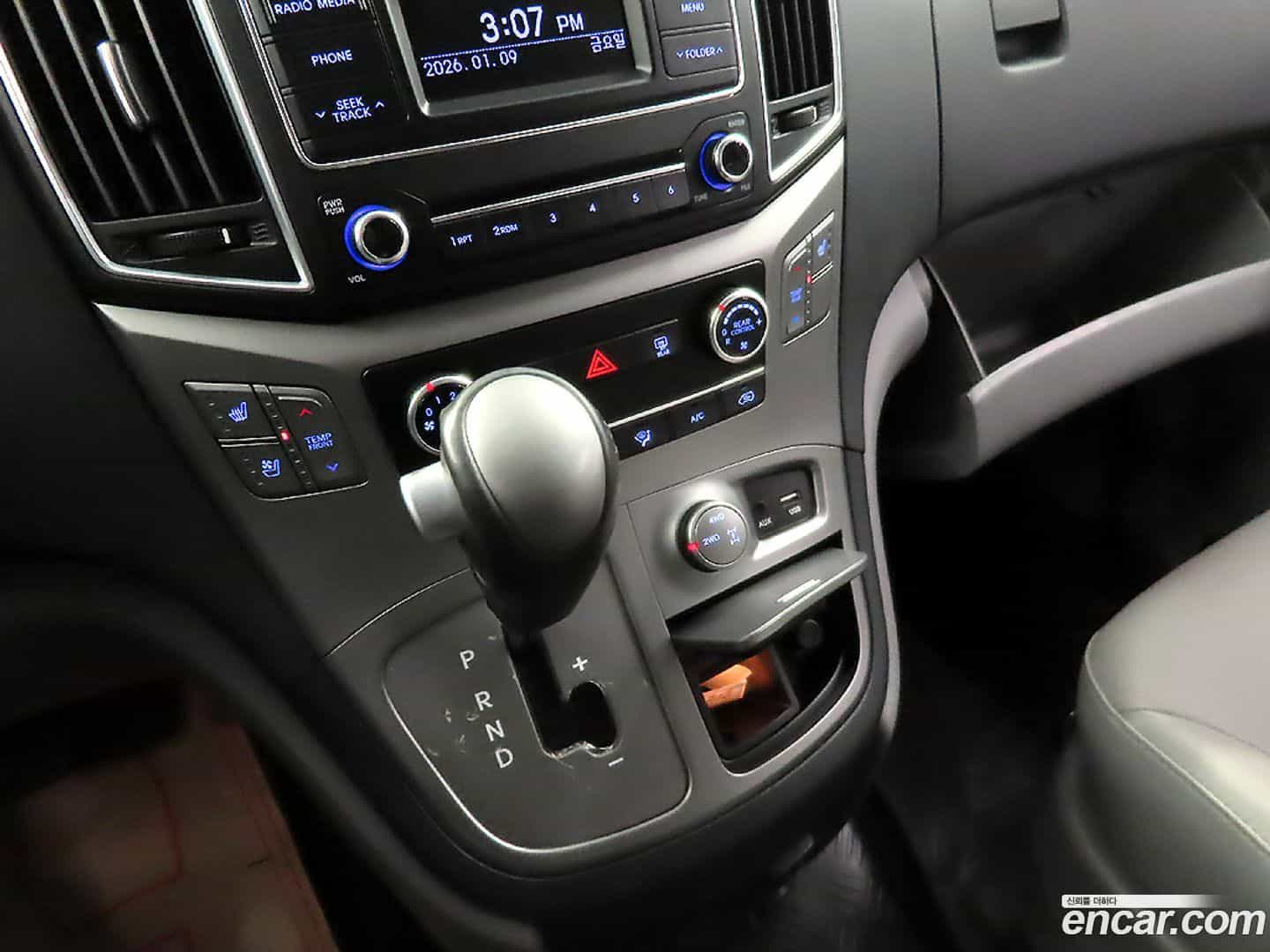 Starex Hyundai 2018.1-OPTION-016