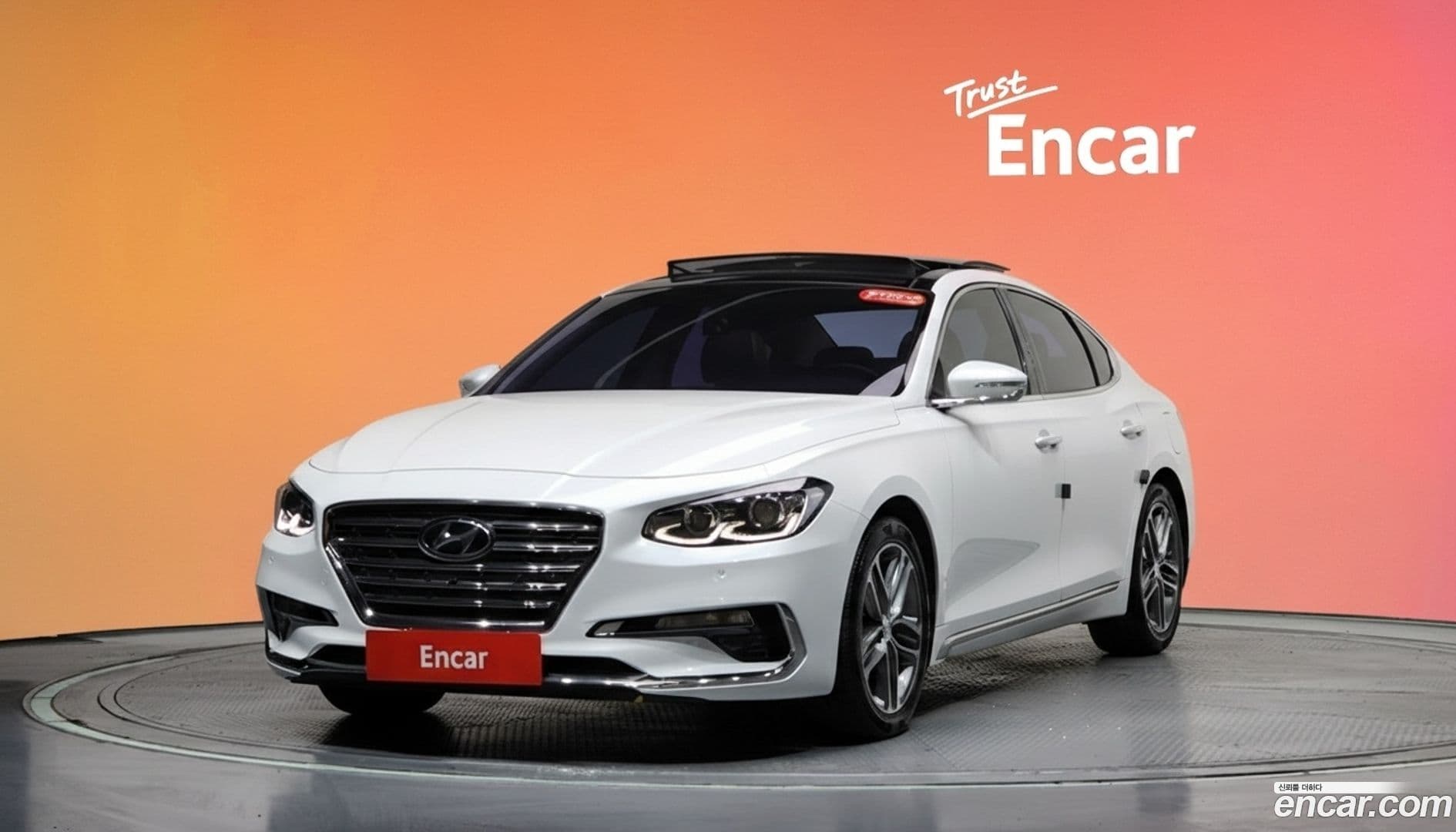 Main__Slider__Photo:Grandeur Hyundai 2018.7-0
