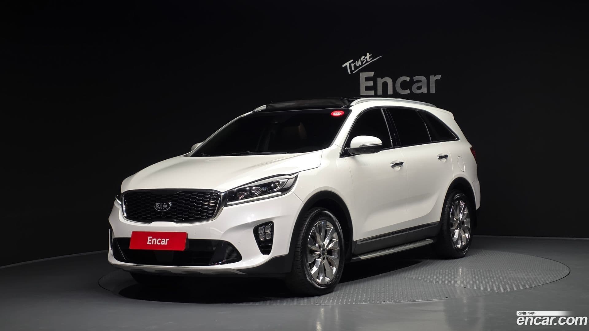 Main__Slider__Photo:Sorento Kia 2017.7-0