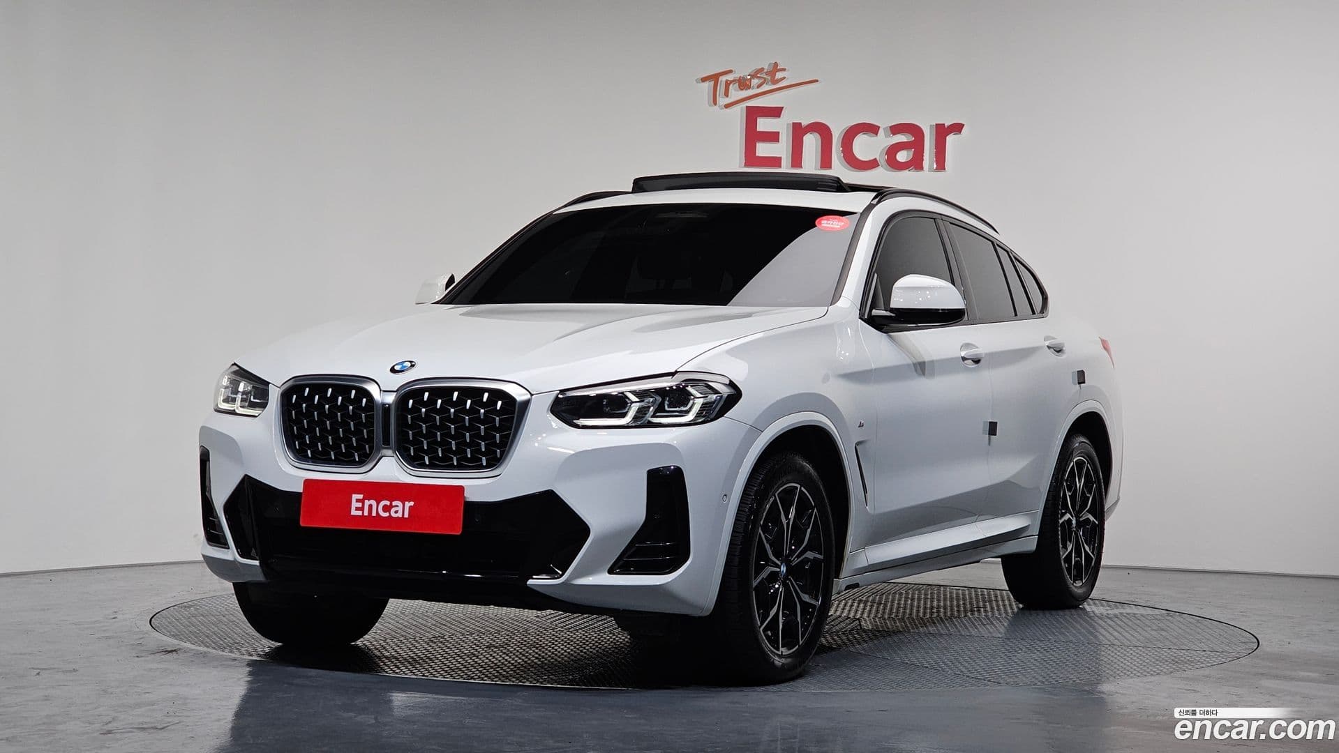 Main__Slider__Photo:X4 BMW 2022.8-0