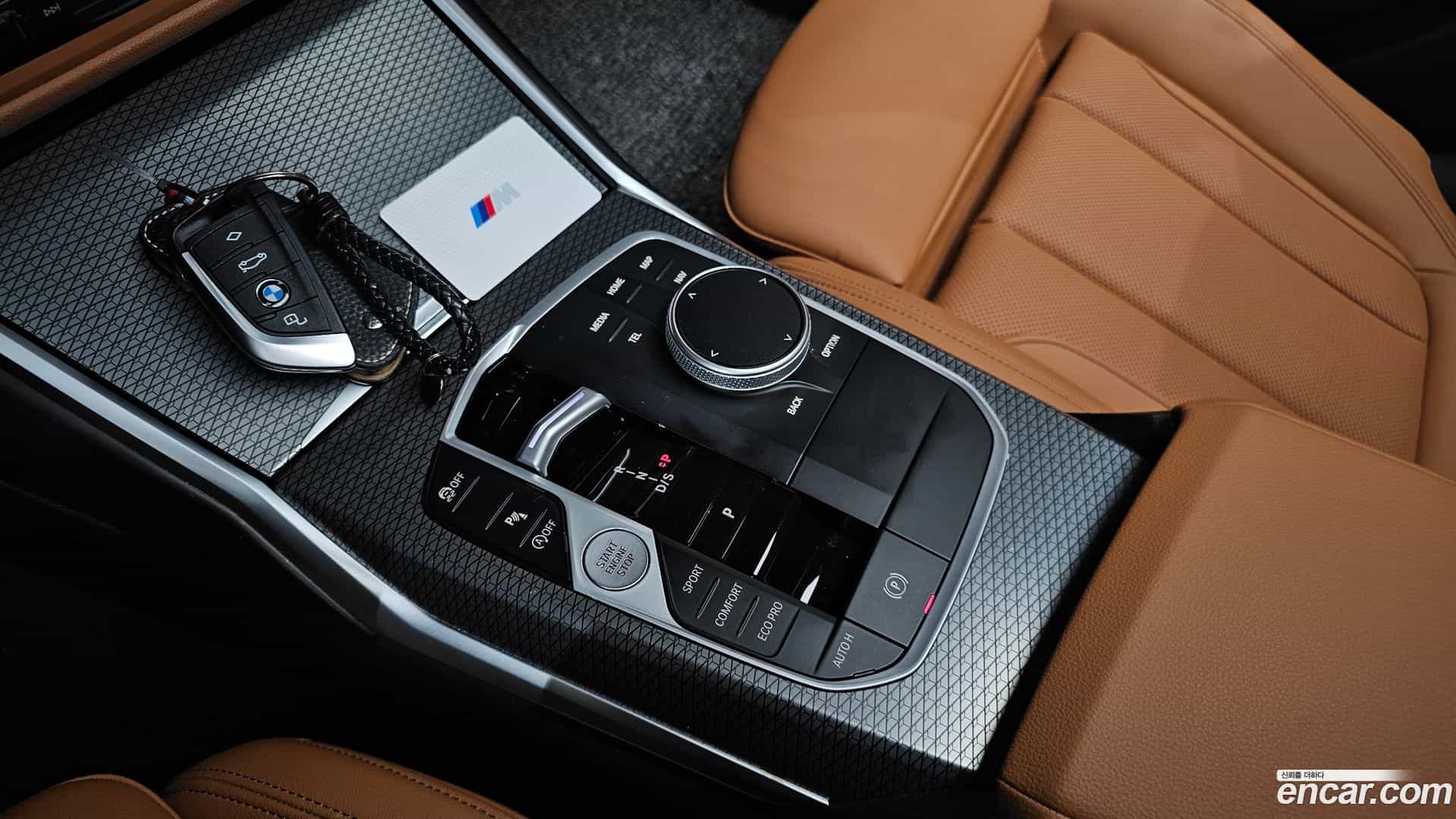 3-Series BMW 2022.11-INNER-009