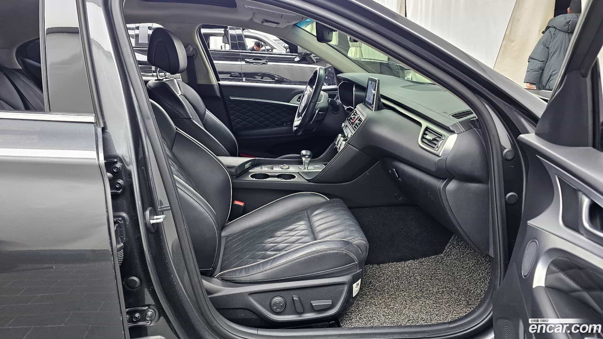 G70 Genesis 2018.2-OPTION-015