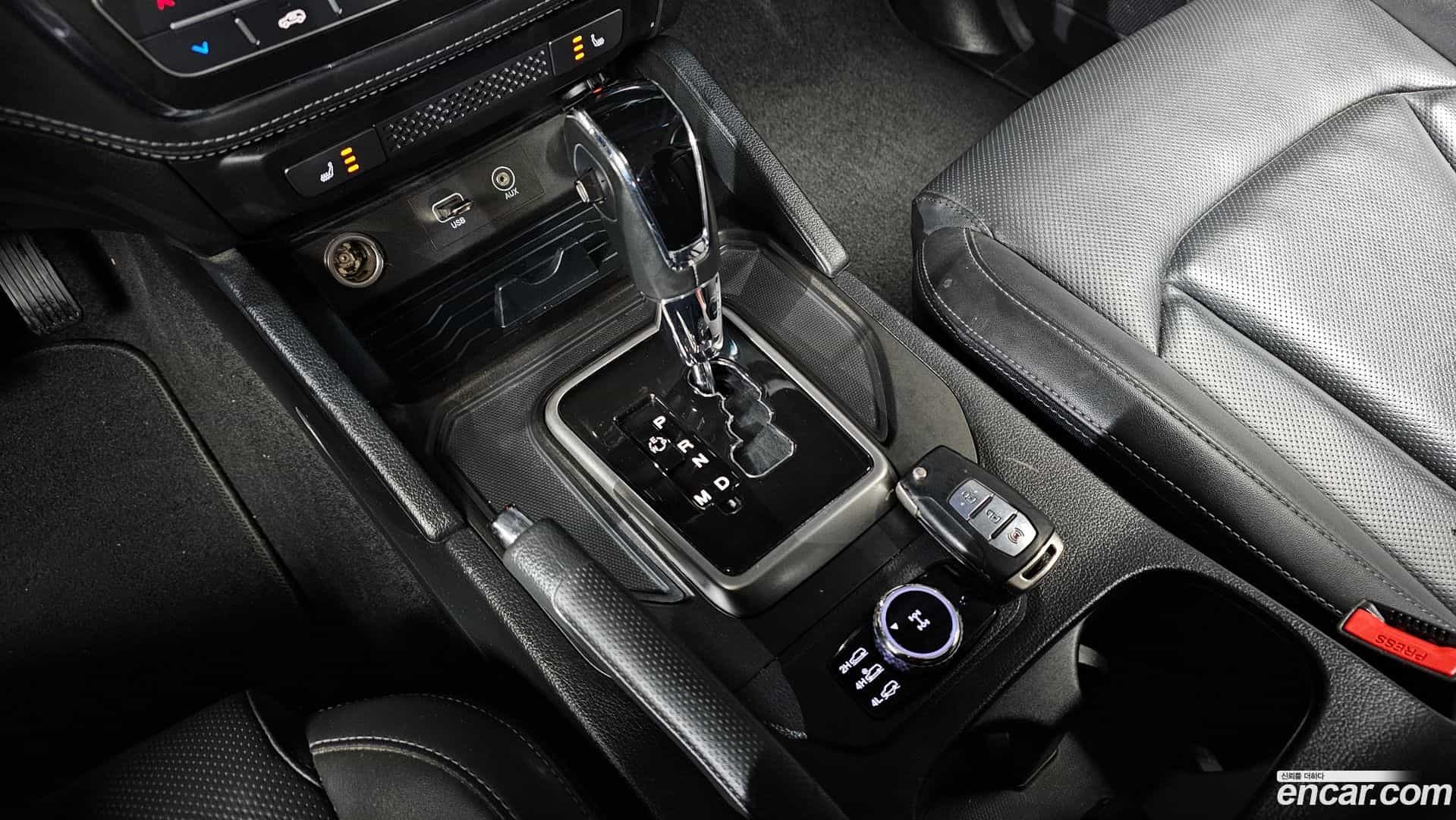 Rexton KG Mobility 2018.4-INNER-009
