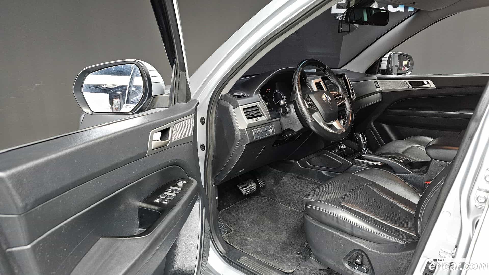 Rexton KG Mobility 2018.4-OPTION-015