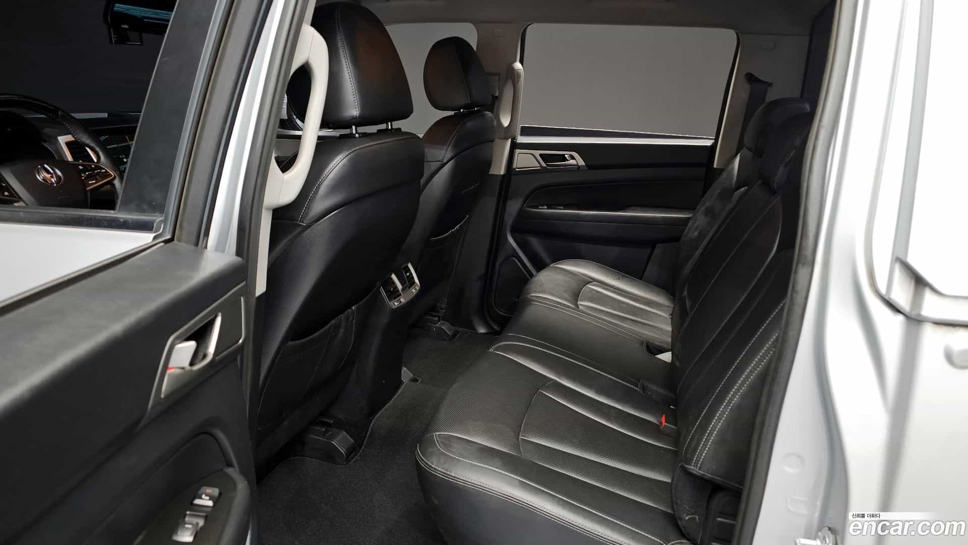Rexton KG Mobility 2018.4-OPTION-016