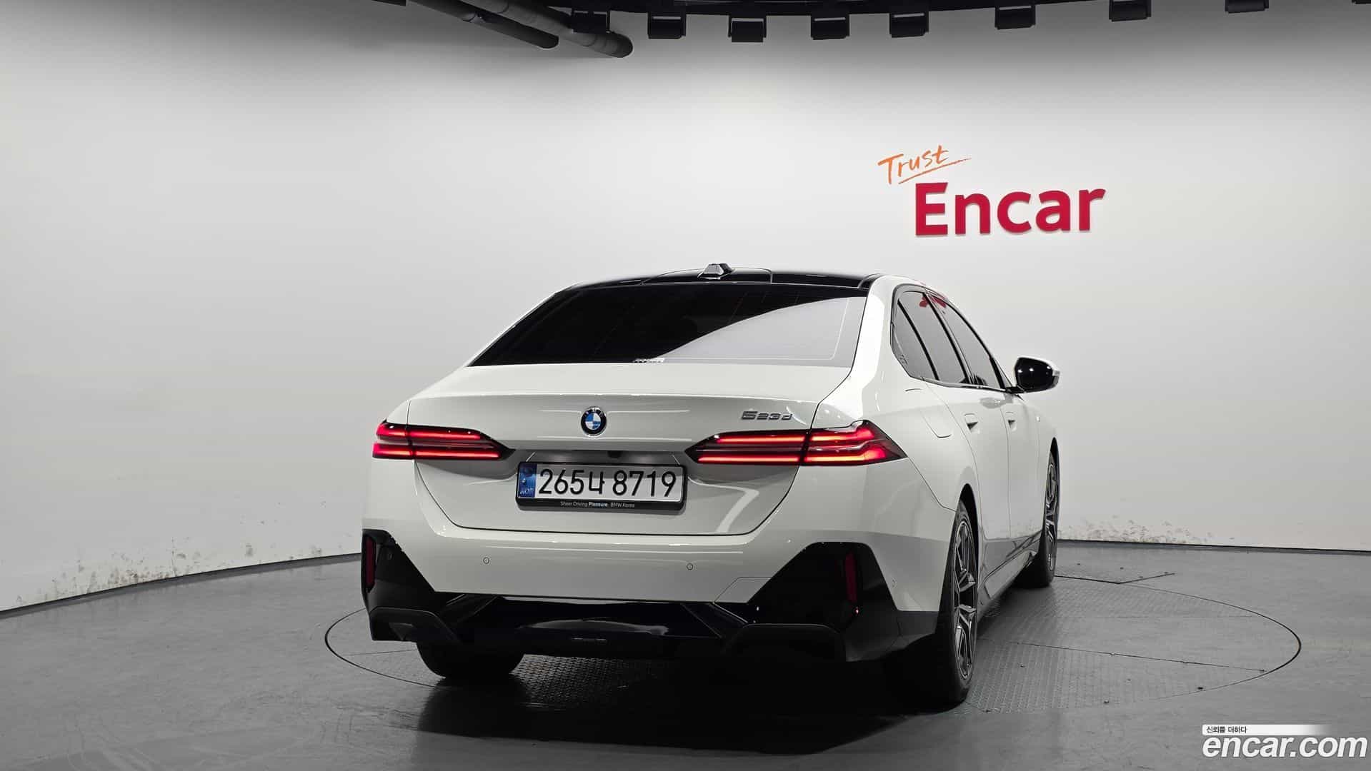 5-Series BMW 2025.0-OUTER-004